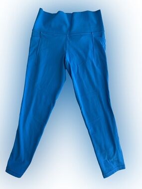 Athleta Salutation Stash 7/8 leggings